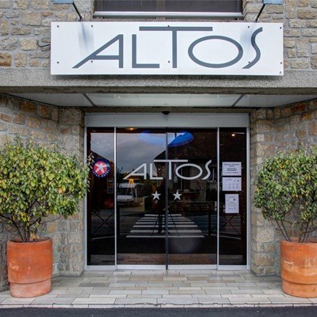 1 nuit , Soin HYDRO-MASSAGE, Petit-déjeuner, pour 2 Personnes – Image 4